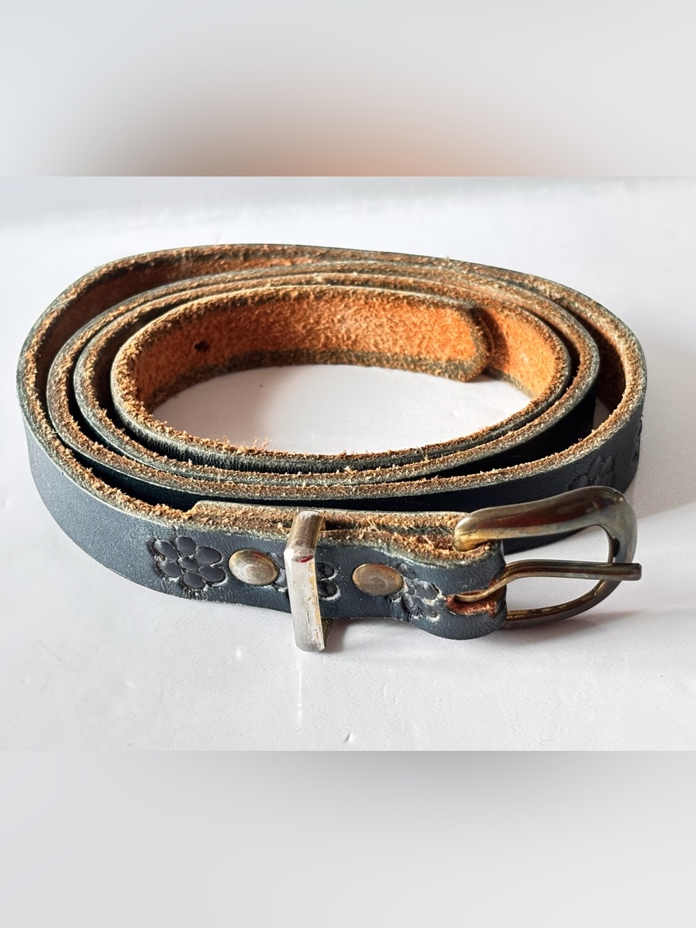 Dark blue Leather Floral-Accent Belt with Brushed Metal Buckle